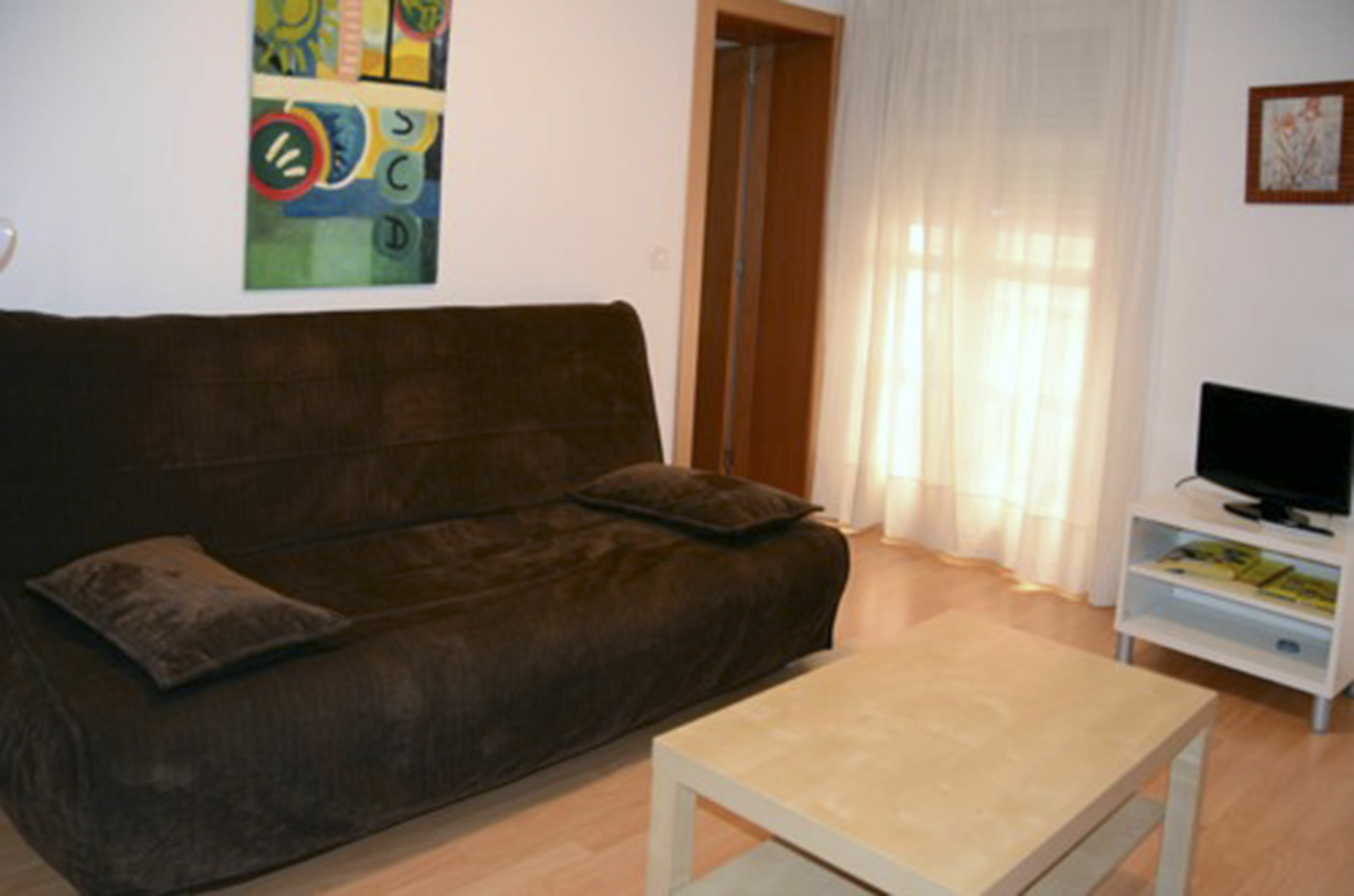 Apartamentos Auhabitat Zaragoza, edificio de apartamentos turísticos con facilidad de parking Exterior foto